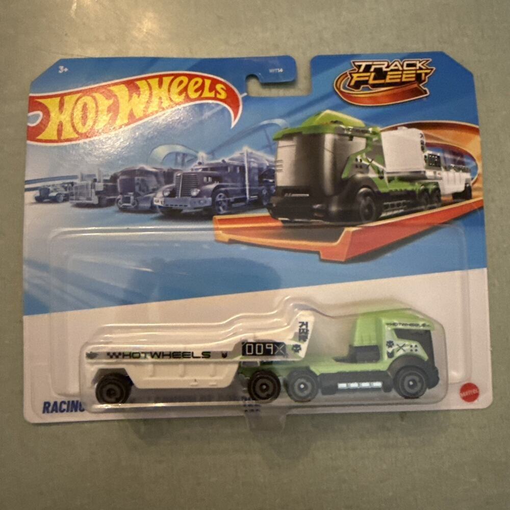 Hot Wheels Track Fleet Racing Convoy Die Cast Car